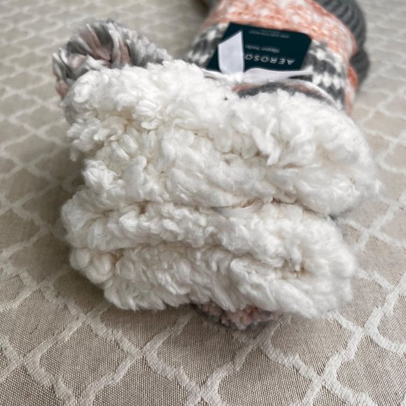 Aerosoles Slipper Socks Tall Pink Gray Faux Sherpa Pom Nordic Fair Isle NWT - Picture 5 of 6